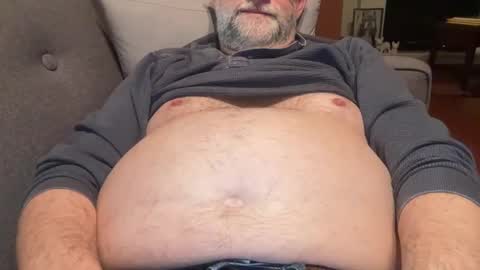 Snapshot of tjbear101 chatting on February 16, 1:47 am tjbear101 online show from February 16, 1:47 am