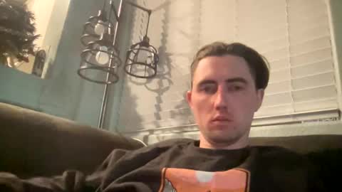 Snapshot of tlayne410 chatting on November 14, 7:40 am tlayne410 online show from November 14, 7:40 am