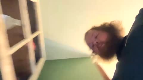 Snapshot of tm_115 chatting on December 15, 7:42 pm tm_115 online show from December 15, 7:42 pm