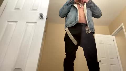 Snapshot of tmac1377 chatting on March 8, 5:01 pm tmac1377 online show from March 8, 5:01 pm