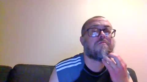 Snapshot of tmangan28 chatting on June 11, 2:53 am tmangan28 online show from June 11, 2:53 am