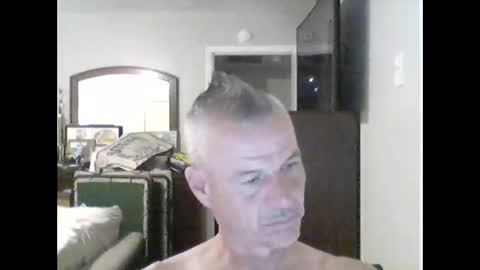 Snapshot of tnash24 chatting on October 20, 12:00 am tx46m online show from October 20, 12:00 am