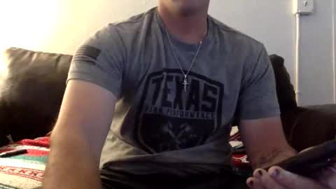 Snapshot of tnich28 chatting on November 28, 2:20 pm tnich28 online show from November 28, 2:20 pm