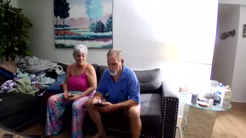 tnkrbel4851 online show from July 22, 6:27 am