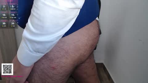 Leonel online show from November 26, 2:40 pm