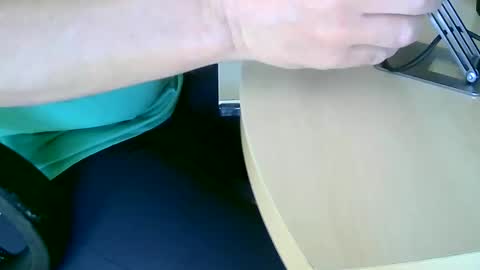 Snapshot of tobikoyuzu chatting on January 2, 12:57 pm Tobiko online show from January 2, 12:57 pm