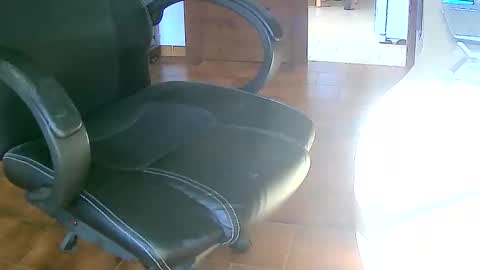 Snapshot of tobikoyuzu chatting on January 10, 3:37 pm Tobiko online show from January 10, 3:37 pm