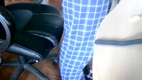 Snapshot of tobikoyuzu chatting on January 23, 4:59 pm Tobiko online show from January 23, 4:59 pm