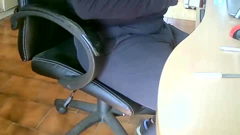 Snapshot of tobikoyuzu chatting on January 24, 2:51 pm Tobiko online show from January 24, 2:51 pm