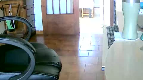 Snapshot of tobikoyuzu chatting on February 11, 9:20 am Tobiko online show from February 11, 9:20 am