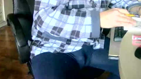 Snapshot of tobikoyuzu chatting on March 5, 1:28 pm Tobiko online show from March 5, 1:28 pm