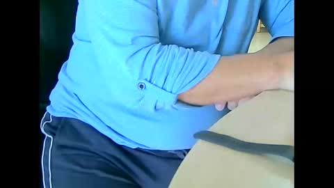 Snapshot of tobikoyuzu chatting on November 25, 2:50 pm Tobiko online show from November 25, 2:50 pm