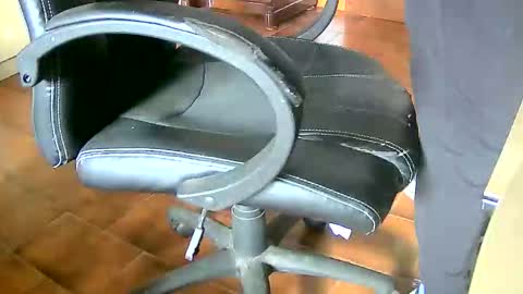 Snapshot of tobikoyuzu chatting on December 14, 2:00 pm Tobiko online show from December 14, 2:00 pm