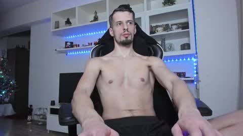 Snapshot of toddclaytonn chatting on January 5, 5:27 pm Todd online show from January 5, 5:27 pm