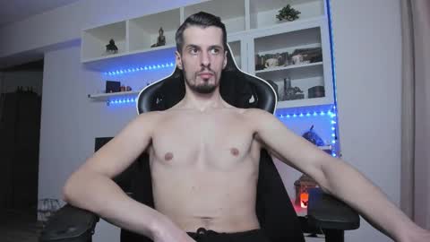 Snapshot of toddclaytonn chatting on January 12, 8:30 am Todd online show from January 12, 8:30 am