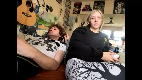 tohottohandletocoldtohold online show from March 1, 10:12 pm