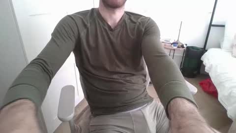 Snapshot of toja112 chatting on May 30, 9:28 am Martin online show from May 30, 9:28 am