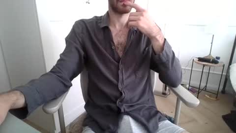 Snapshot of toja112 chatting on June 28, 9:15 am Martin online show from June 28, 9:15 am