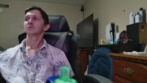 tokensarefun12801 online show from May 26, 8:49 pm
