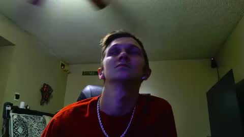 tokensarefun12801 online show from June 21, 10:34 pm