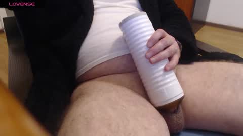 tokensnone online show from February 4, 4:39 pm