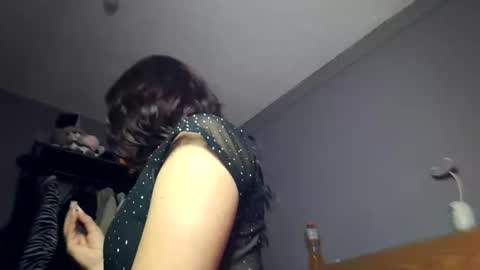 Tokio petit online show from March 9, 5:33 am