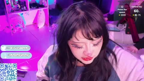 Snapshot of toky_doll chatting on May 12, 12:08 am toky online show from May 12, 12:08 am