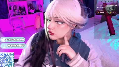 Snapshot of toky_doll chatting on May 14, 2:18 am toky online show from May 14, 2:18 am