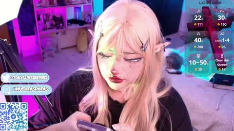 Snapshot of toky_doll chatting on May 17, 5:27 am toky online show from May 17, 5:27 am