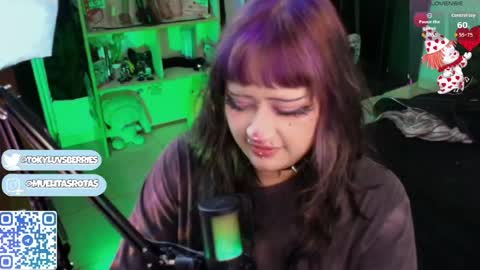 Snapshot of toky_doll chatting on June 4, 2:28 am toky online show from June 4, 2:28 am