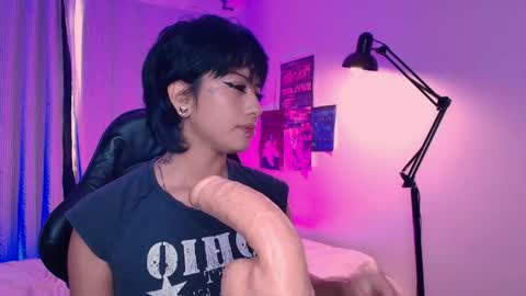  Halsey  Sofii  online show from April 15, 7:58 pm