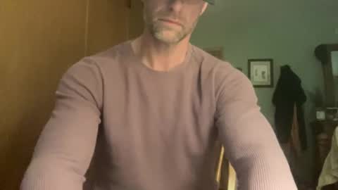 Snapshot of tokyodude12 chatting on September 18, 7:27 pm The Beekeeper online show from September 18, 7:27 pm