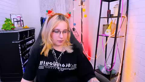 Tolli Moll online show from December 12, 12:33 pm