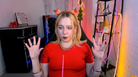 Tolli Moll online show from December 16, 12:06 pm