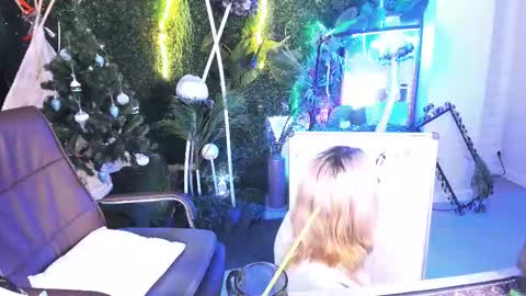 Tolli Moll online show from December 19, 10:02 am