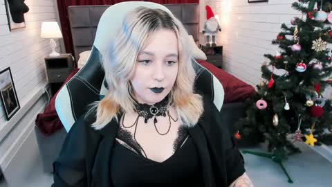 Tolli Moll online show from January 3, 8:10 am