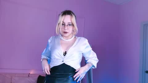 Tolli Moll online show from January 15, 11:21 am