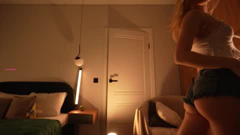 Sage. TG channel  online show from October 20, 8:09 pm