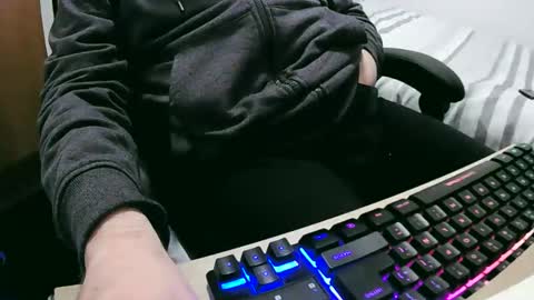 tolon408472 online show from February 2, 12:30 am