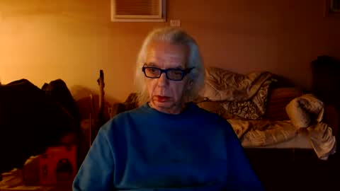 tom112292014 online show from February 9, 2:06 am