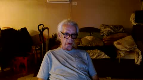 tom112292014 online show from September 18, 1:18 am