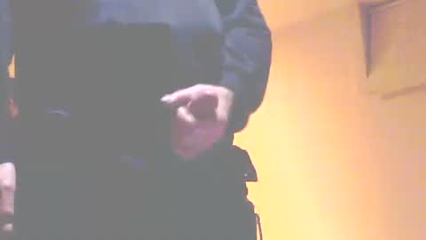 Snapshot of tom3336661984 chatting on April 22, 6:05 am Ymmot online show from April 22, 6:05 am