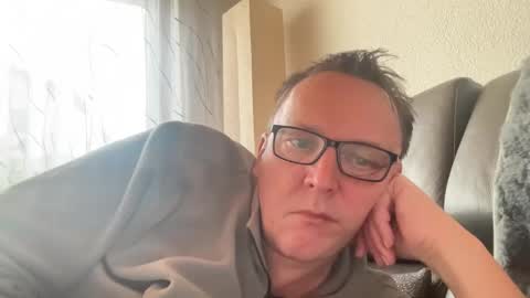 Snapshot of tom6644 chatting on February 7, 3:08 pm Tom online show from February 7, 3:08 pm