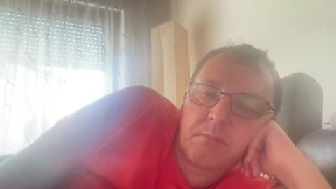 Snapshot of tom6644 chatting on June 18, 2:43 pm Tom online show from June 18, 2:43 pm