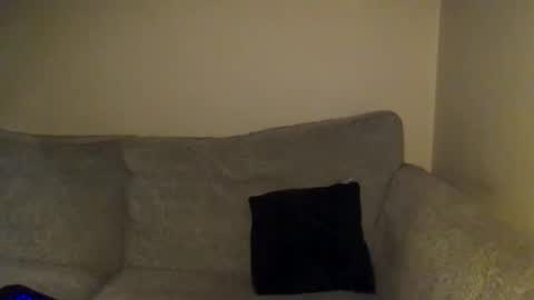 Snapshot of tom90ukx chatting on December 23, 6:16 pm tom90ukx online show from December 23, 6:16 pm