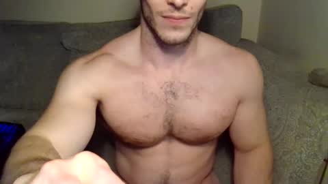 Snapshot of tom90ukx chatting on December 31, 5:40 pm tom90ukx online show from December 31, 5:40 pm