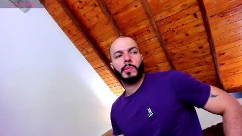   online show from October 26, 1:17 pm