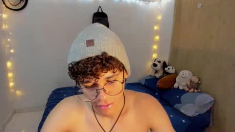 Tom Blue online show from November 27, 1:02 pm