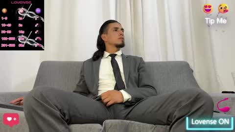 TOM online show from November 3, 9:48 pm