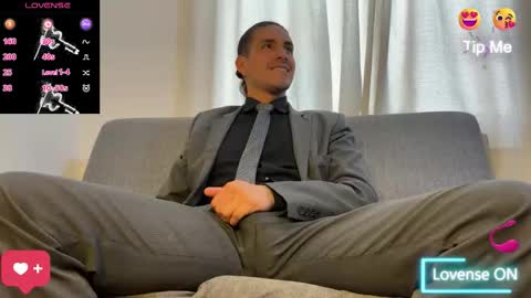 TOM online show from February 7, 2:32 pm